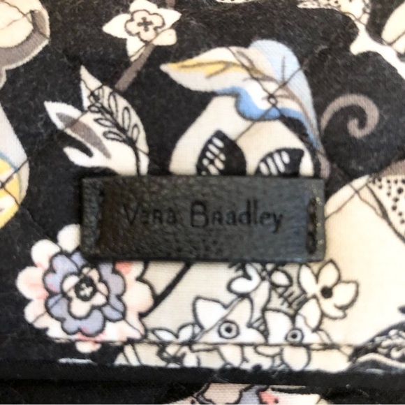 Vera Bradley, RFID Card Case, Floral, Black/White/Pink, 6.5โx4โx1.5โ - Picture 2 of 8